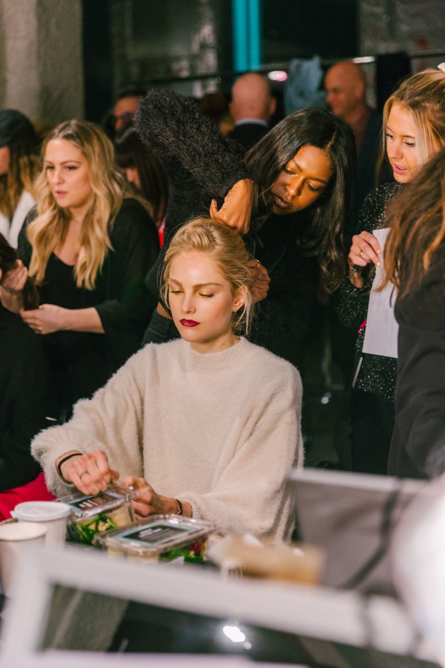 how to prepare for nyfw, how to prepare for fashion week, nyfw backstage // Notjessfashion.com