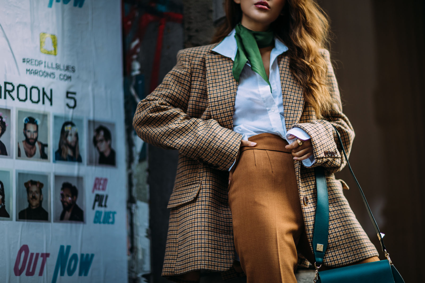 4 Key Pieces to Pull Off Menswear-Inspired Outfit // Notjessfashion.com // NYC fashion blogger, top fashion blogger, asian blogger, oversized blazer, plaid blazer, menswear inspired fashion, jessica wang, green accessories