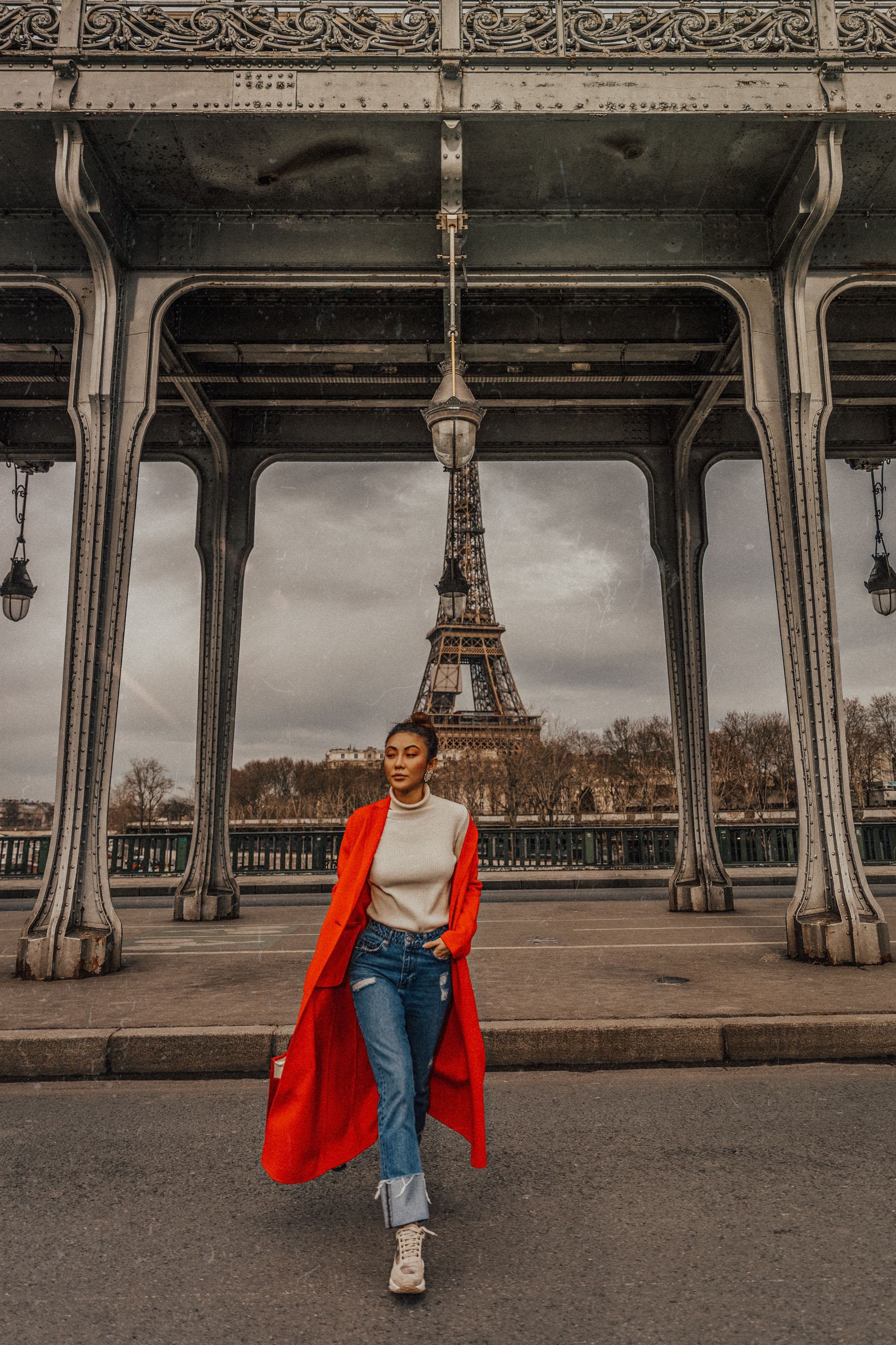 Winter Trends You Can Still Wear In Spring - Bright red coat, cuffed jeans, balenciaga bazar shopper, jessica wang in paris, pfw street style, chunky sneakers outfit, spring 2018 trends // Notjessfashion.com