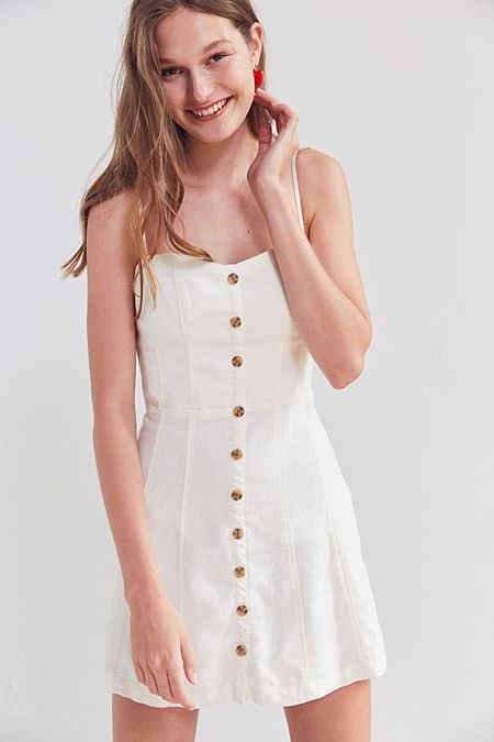 Dresses to Get You Through Easter - White Dress, button down dress // Notjessfashion.com