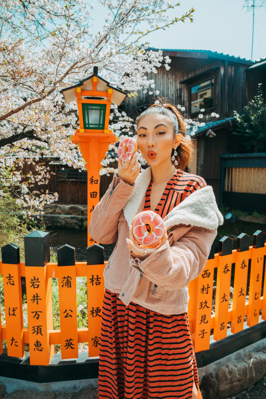 Best cherry blossom spots in Japan - Kyoto - Stroll along Shirakawa River of Gion, luxury travel blogger // Notjessfashion.com