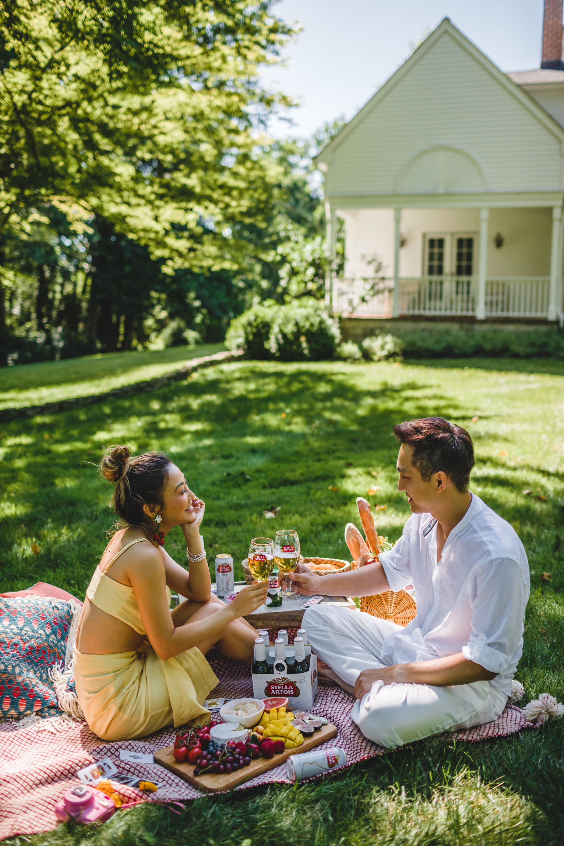 The Best Father's Day Gifts on Amazon, Savoring Everyday Moments with Stella Artois, Joie de Biere, Outdoor Picnic, Summer picnic, Stella Artois // Notjessfashion.com