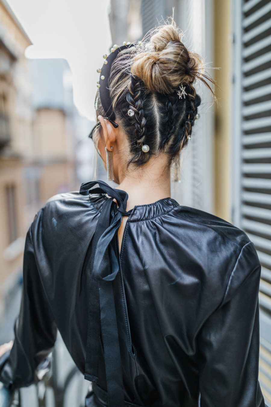 hair clips trend fashion week 2020 // Notjessfashion.com