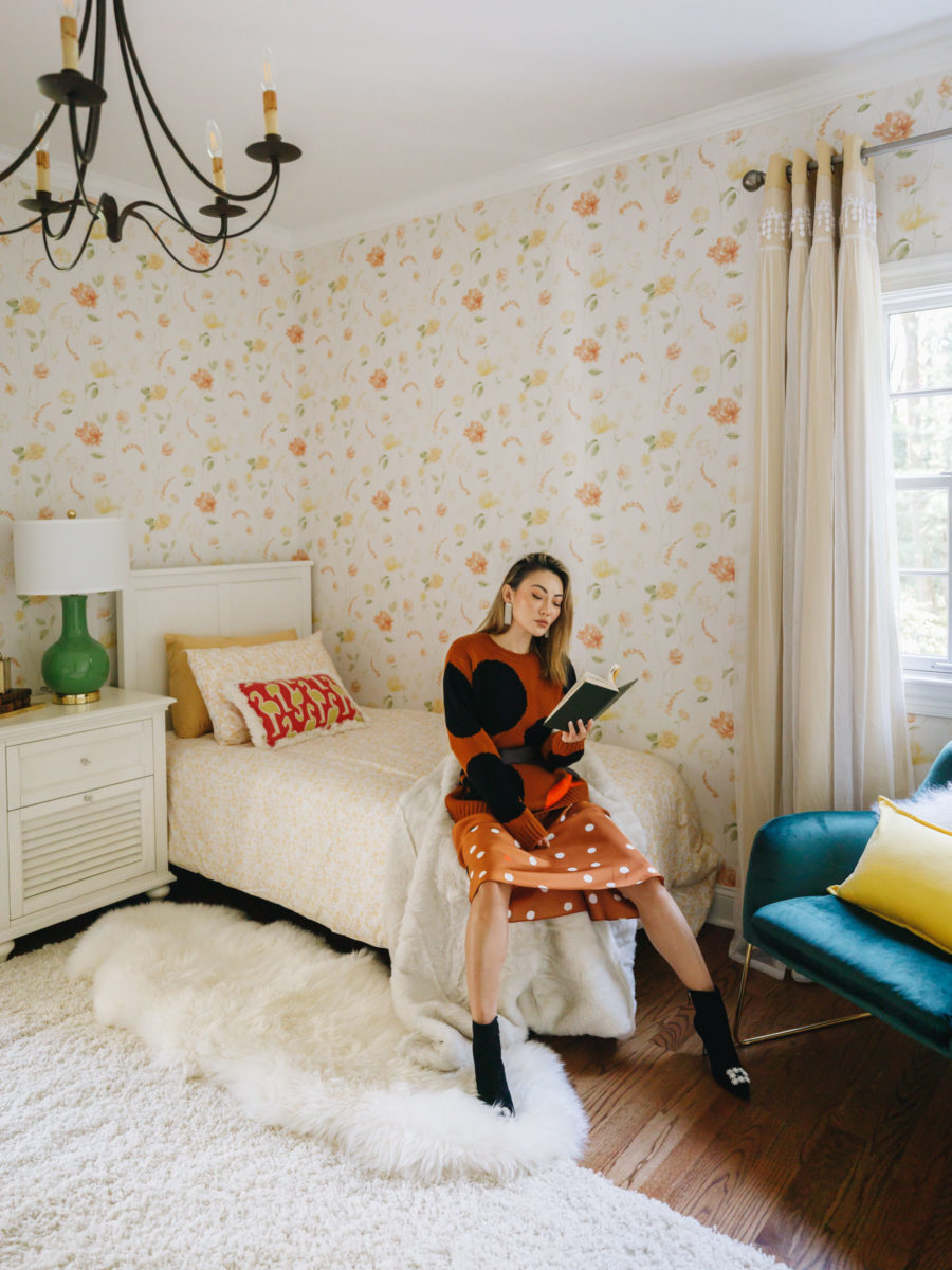 fashion blogger jessica wangs sits inside guest bedroom and shares favorite amazon buys // Jessica Wang - Notjessfashion.com