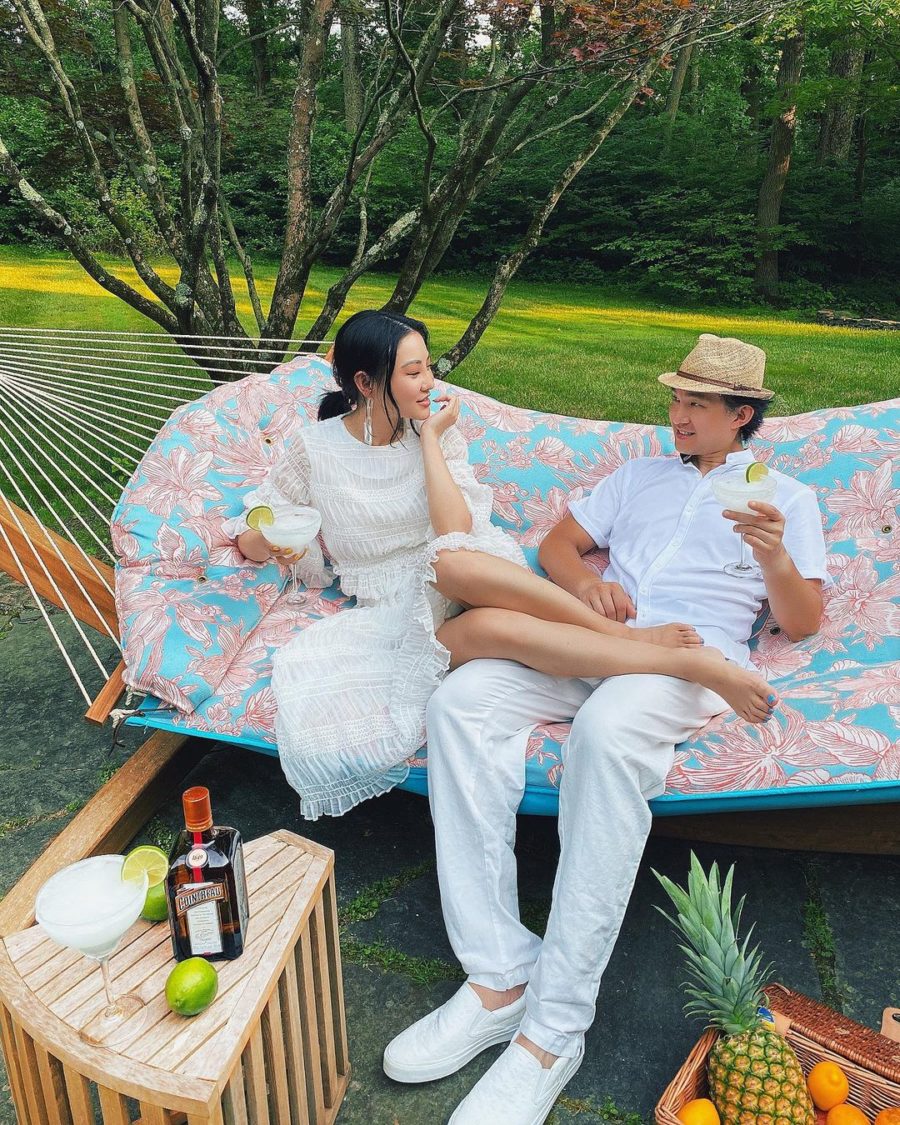 jessica wang wearing a white maxi dress while sharing last minute father's day gifts // Jessica Wang - Notjessfashion.com