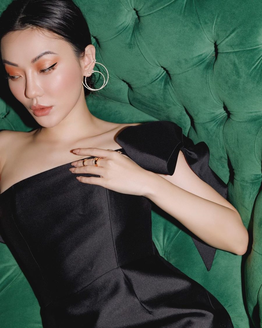 Jessica Wang wearing a black blazer with messika jewelry and nude nail polish while sharing fall 2021 nail colors // Jessica Wang - Notjessfashion.com